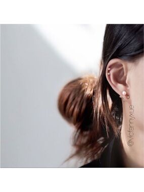 Vita Fede single earring jacket